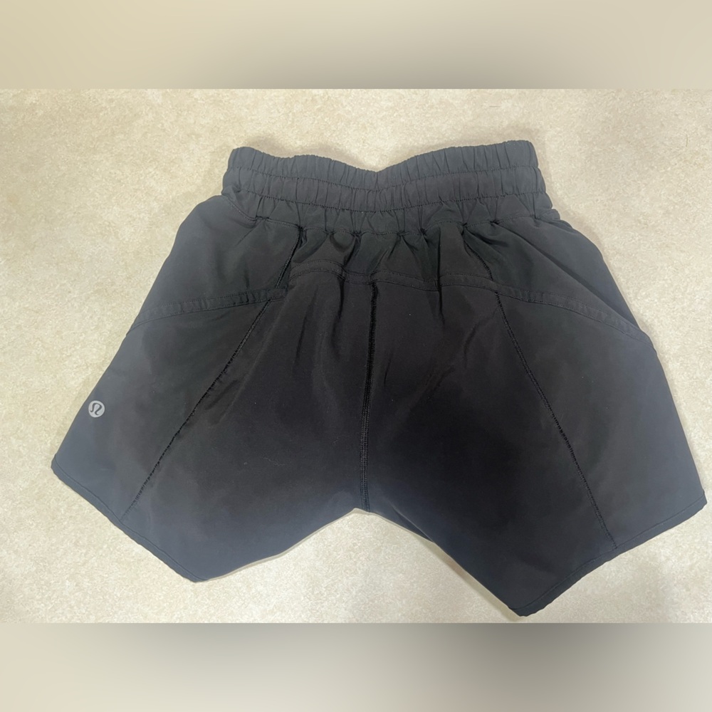 Lululemon swim shorts Size 4